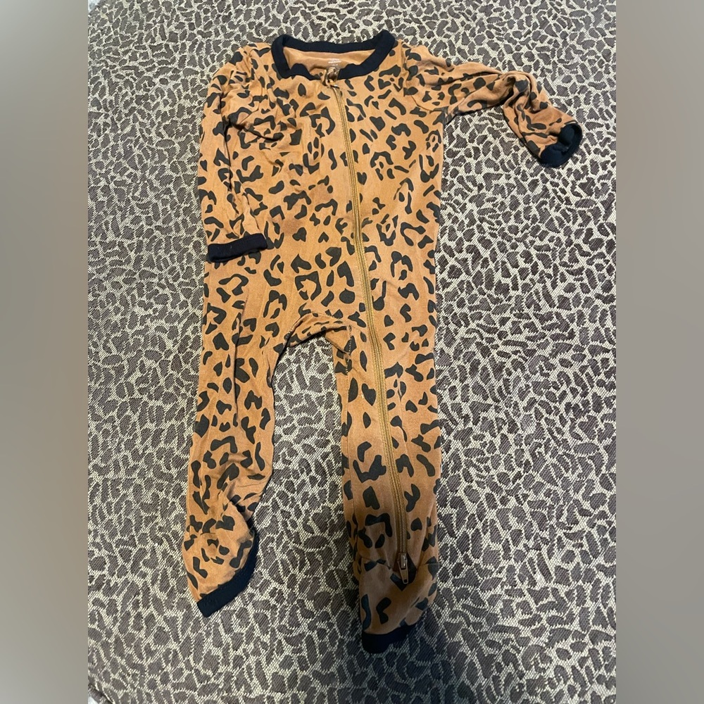 Kyte baby GUC. 12-8M